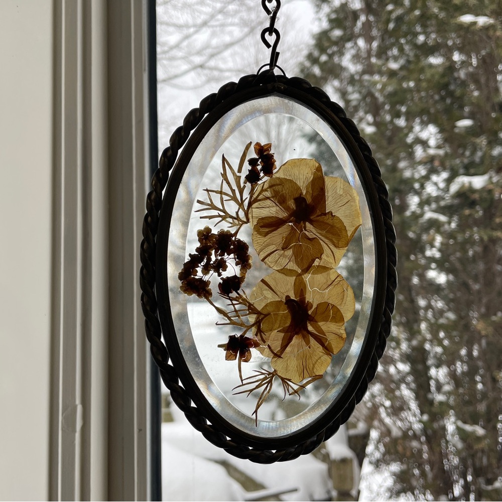 Lasting Impressions Vintage Twisted Pewter and Pressed Flowers